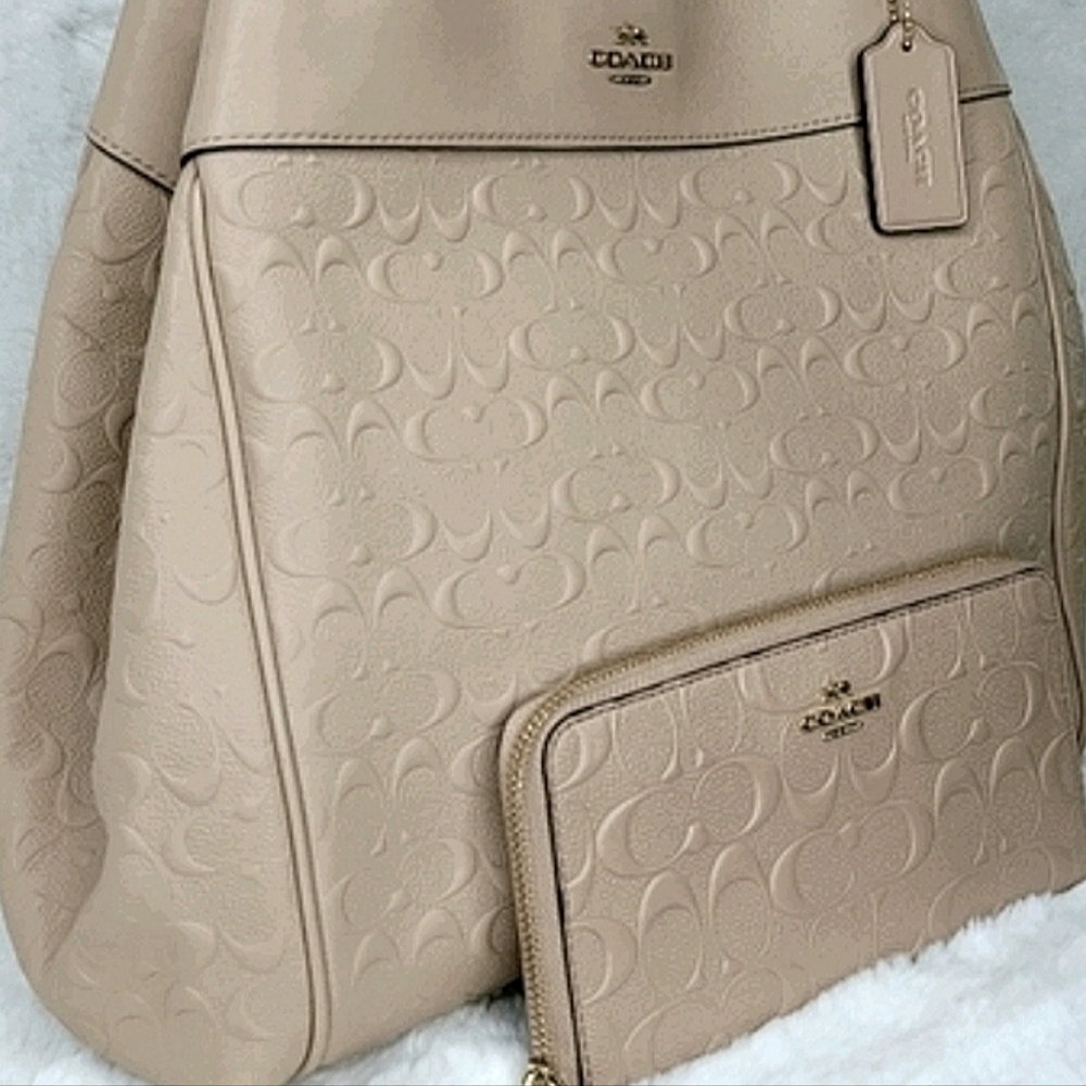 🔥 Coach 2 SET Designer Bag Purse Wallet NWT Signature Leather Hard to Find !